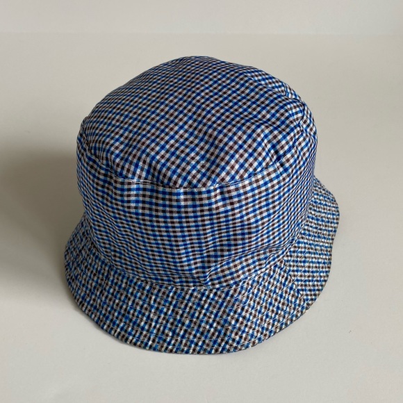 Reversible Stripe or Plaid Bucket Hat Size 12-24 Months - Picture 2 of 9